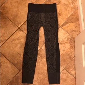 Limited edition lululemon leggings